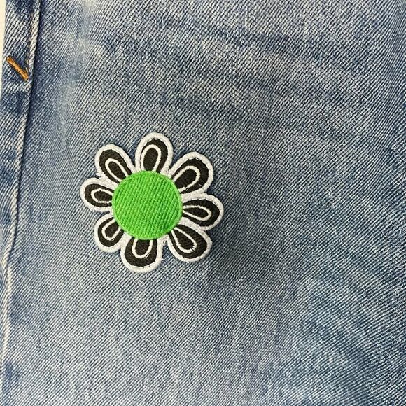 NWT Urban Outfitters BDG Dad Slim Tapered Fit Patched sz. 29/30 - Picture 9 of 13